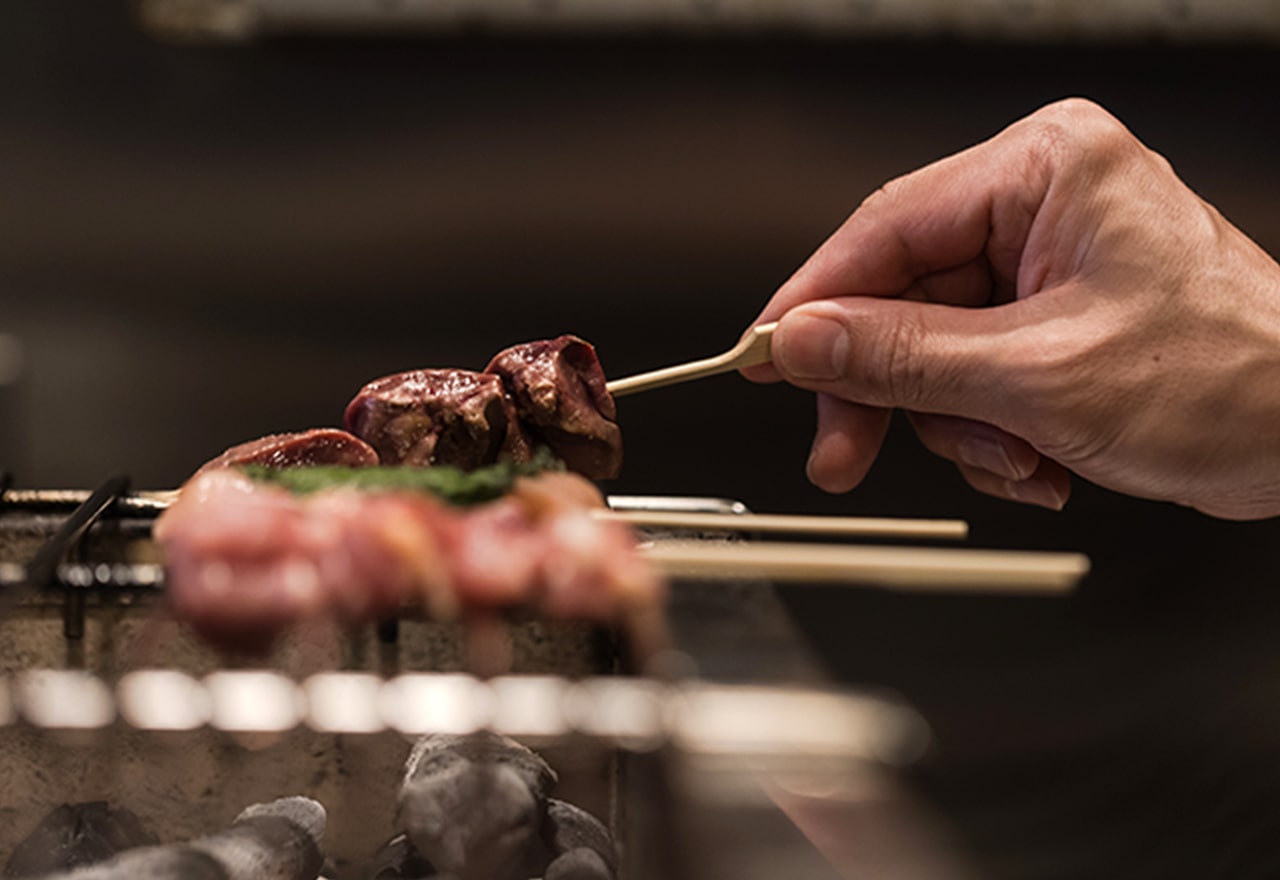 写真：京赤地鶏はばけん　料理