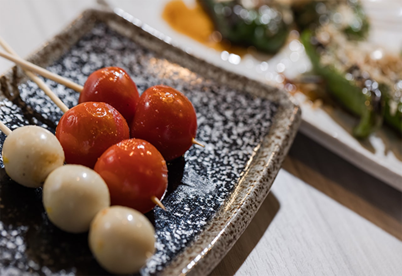 写真：京赤地鶏はばけん　料理